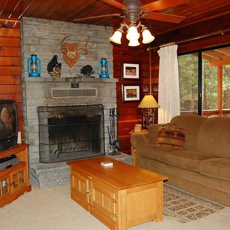 35 Cubbys Den Villa Wawona Exterior foto